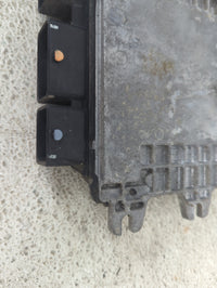2010-2011 Nissan Versa PCM Engine Control Computer ECU ECM PCU OEM P/N:MEC901-180 B1 Fits Fits 2010 2011 OEM Used Auto Parts