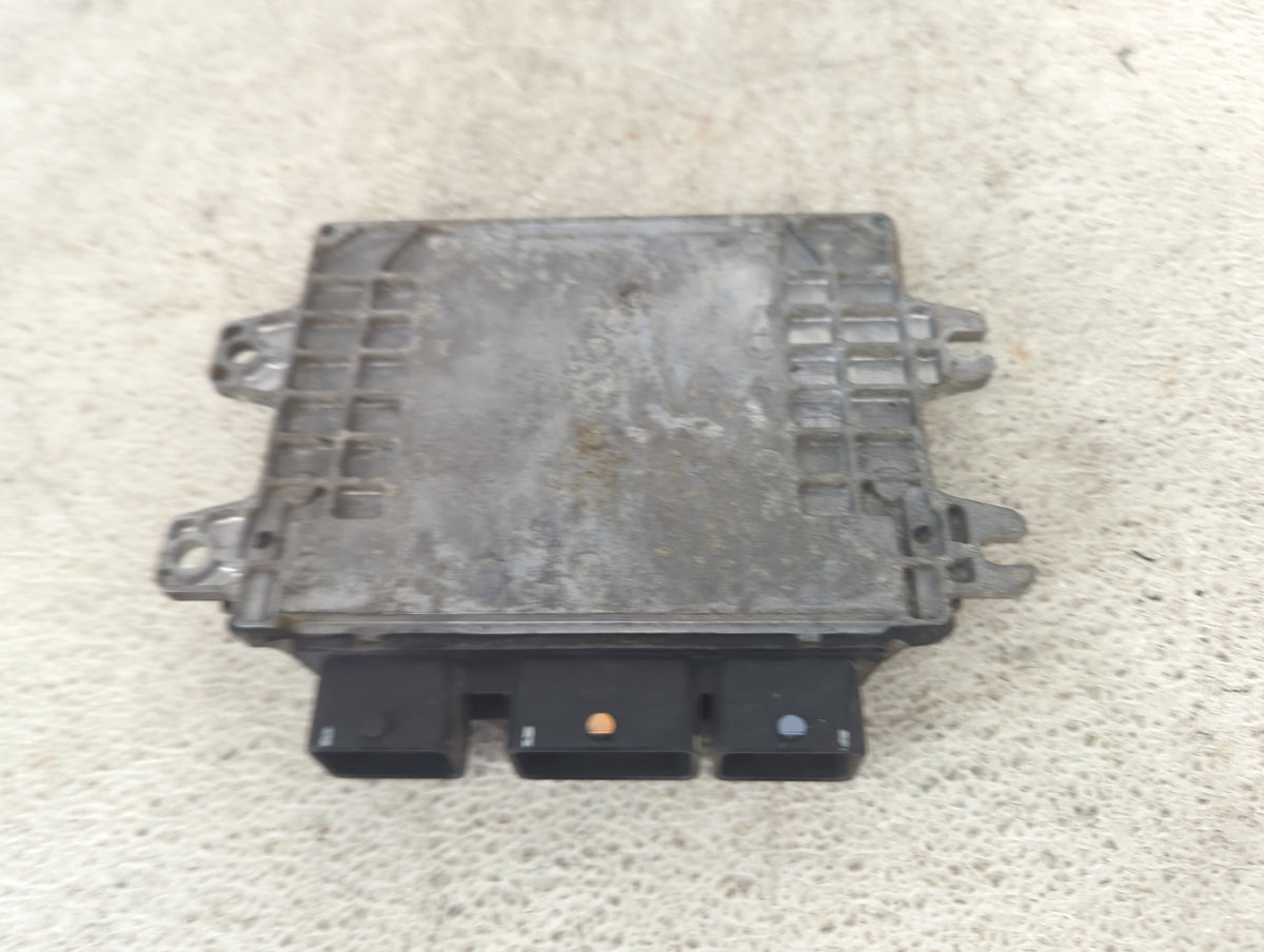 2010-2011 Nissan Versa PCM Engine Control Computer ECU ECM PCU OEM P/N:MEC901-180 B1 Fits Fits 2010 2011 OEM Used Auto Parts