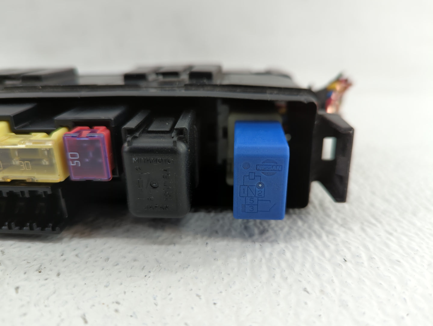 2010 Nissan Versa PCM Engine Control Computer ECU ECM PCU OEM P/N:EM31A 39173-2EFJ5 Fits OEM Used Auto Parts - Oemusedautopa