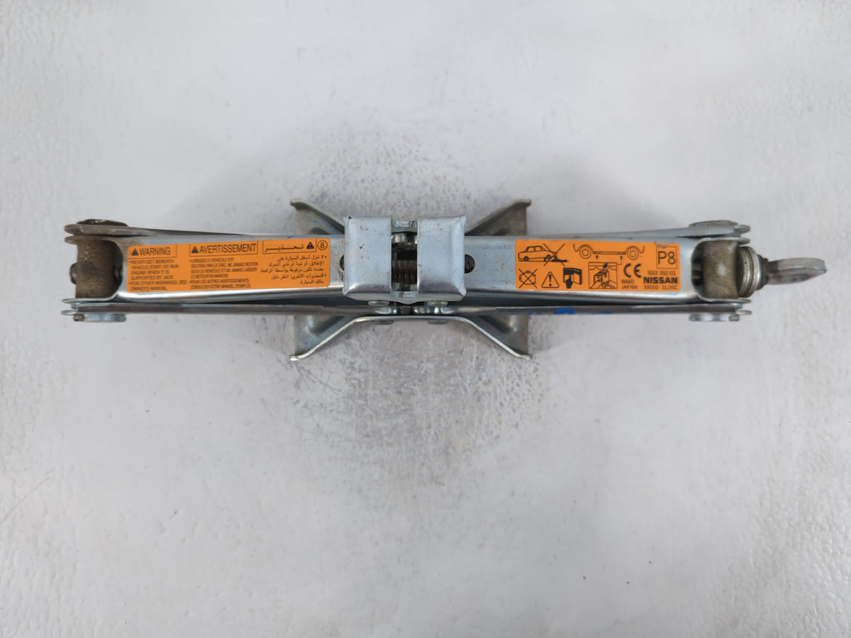 2010 Nissan Versa Spare Scissor Car Jack - Oemusedautoparts1.com