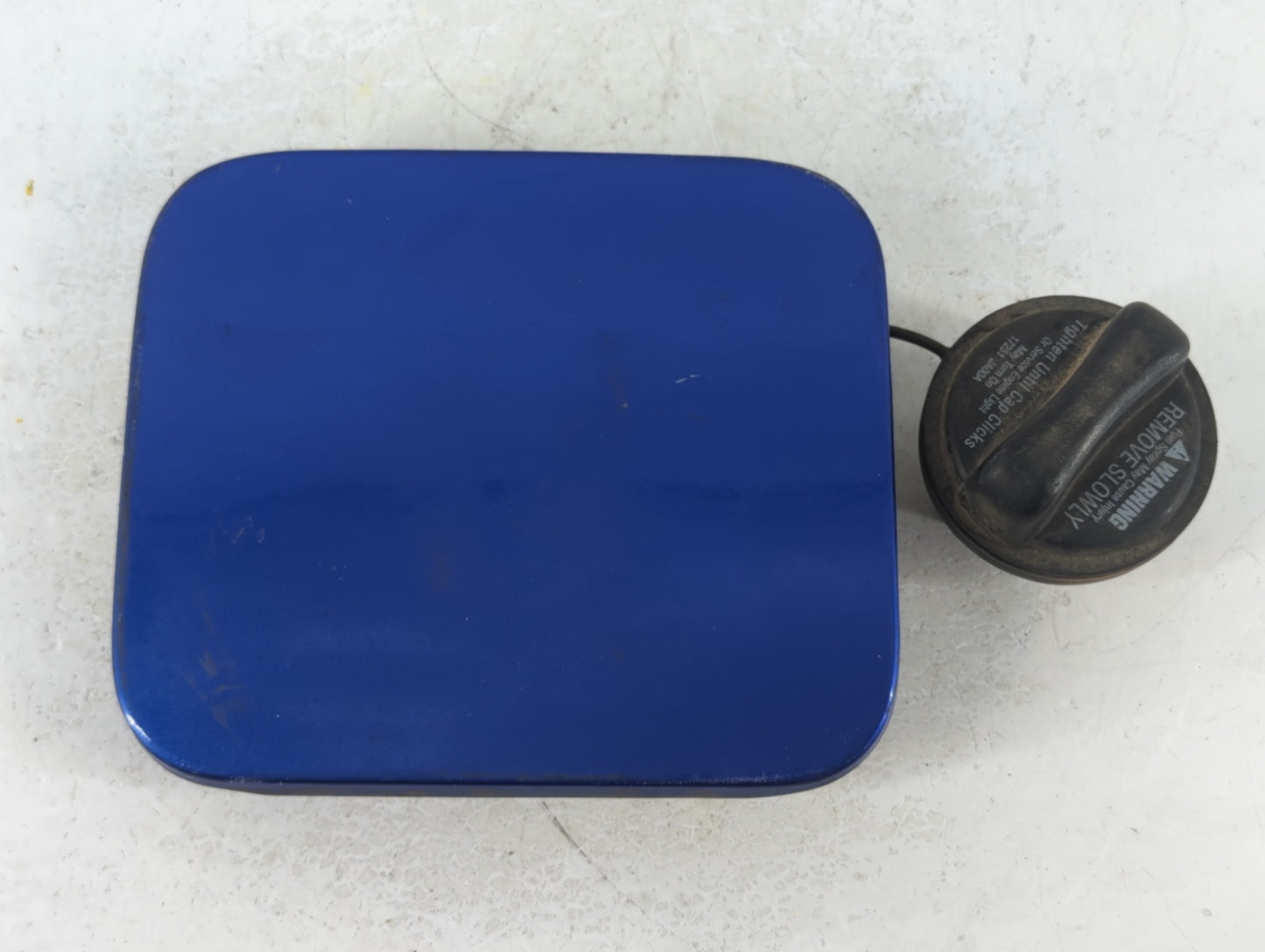 2010 Nissan Versa Fuel Tank Door Lid Gas Tank - Oemusedautoparts1.com