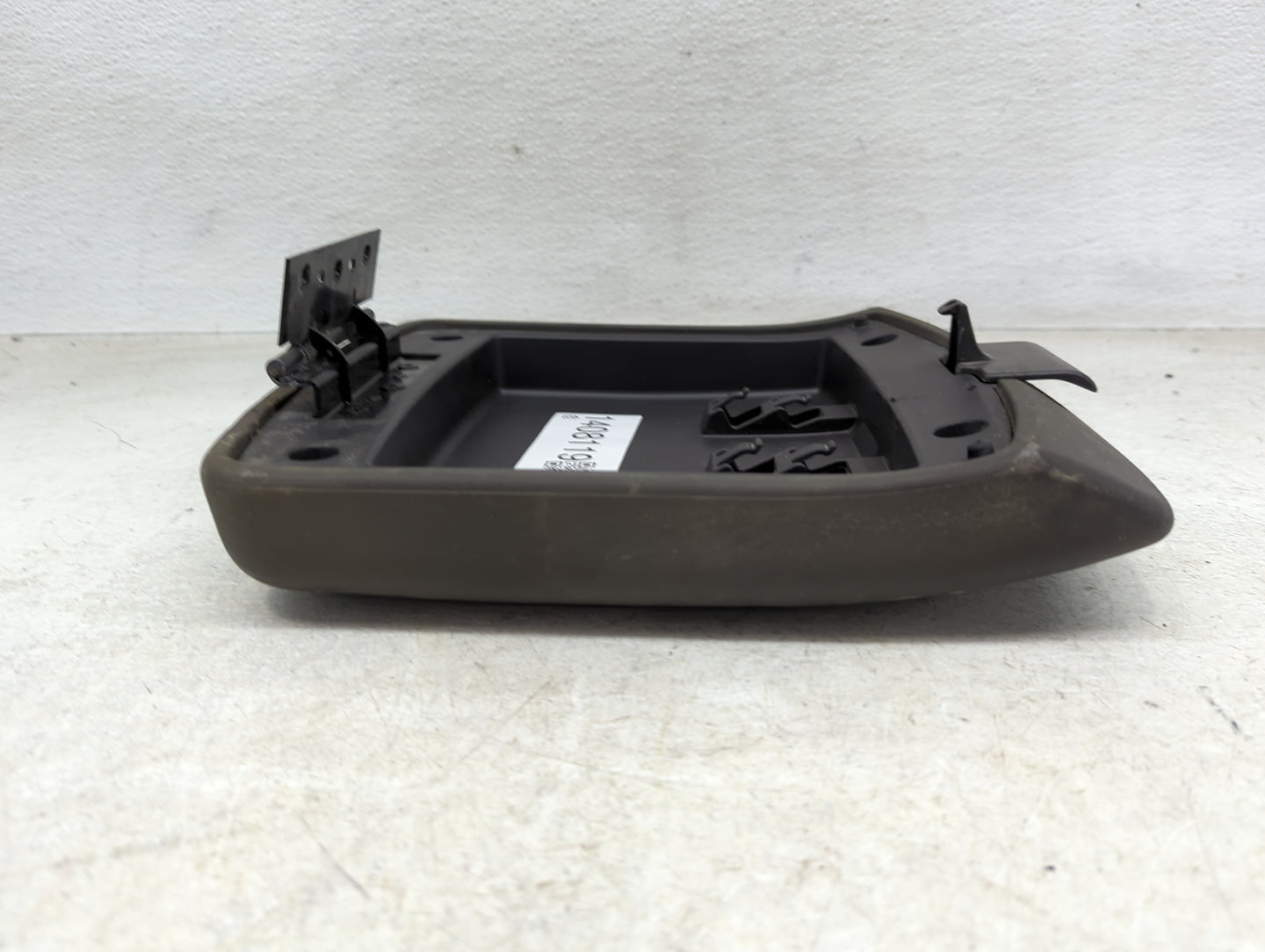2010 Nissan Xterra Center Console Armrest Cover Lid Fits OEM Used Auto Parts - Oemusedautoparts1.com