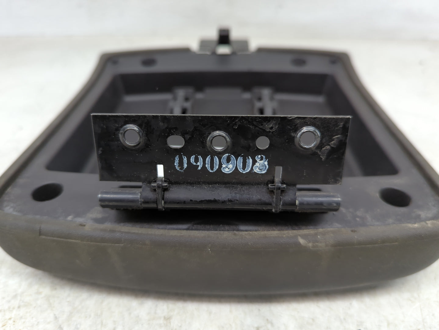 2010 Nissan Xterra Center Console Armrest Cover Lid Fits OEM Used Auto Parts - Oemusedautoparts1.com