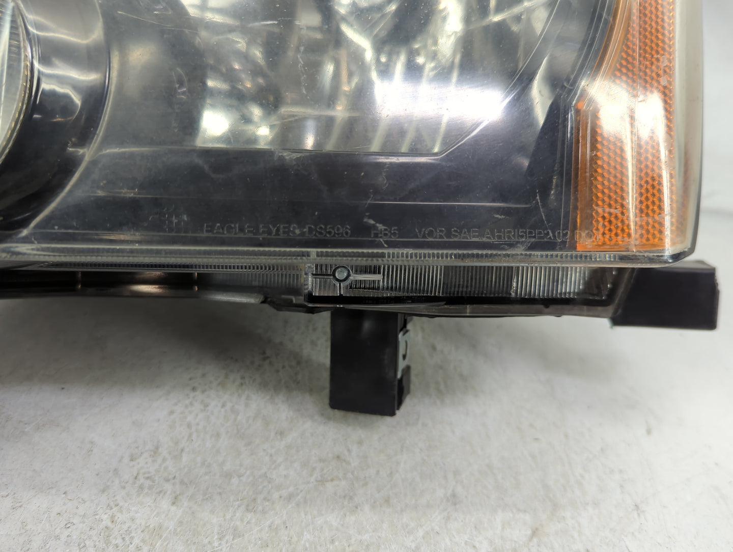 2009-2015 Nissan Xterra Driver Left Oem Head Light Headlight Lamp - Oemusedautoparts1.com