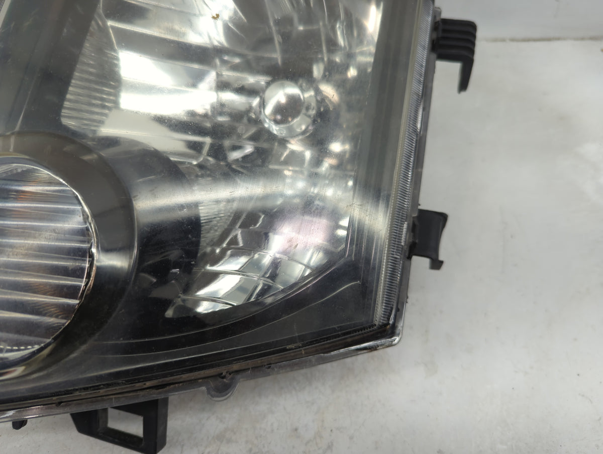 2009-2015 Nissan Xterra Passenger Right Oem Head Light Headlight Lamp - Oemusedautoparts1.com