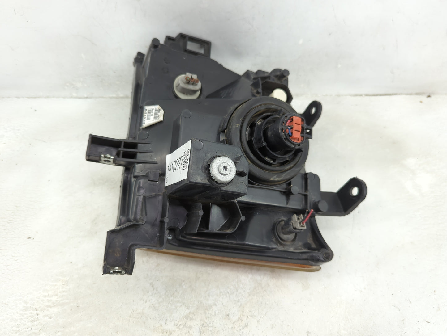 2009-2015 Nissan Xterra Passenger Right Oem Head Light Headlight Lamp - Oemusedautoparts1.com