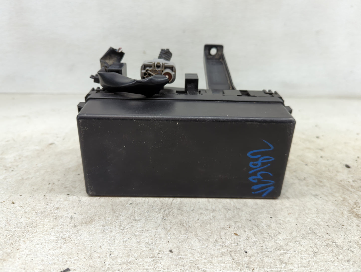 2010-2015 Nissan Xterra Fusebox Fuse Box Panel Relay Module P/N:24382 Fits OEM Used Auto Parts - Oemusedautoparts1.com