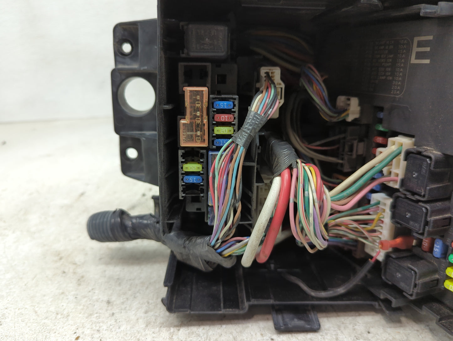 2010-2015 Nissan Xterra Fusebox Fuse Box Panel Relay Module P/N:24382 ZL00A Fits OEM Used Auto Parts - Oemusedautoparts1.com