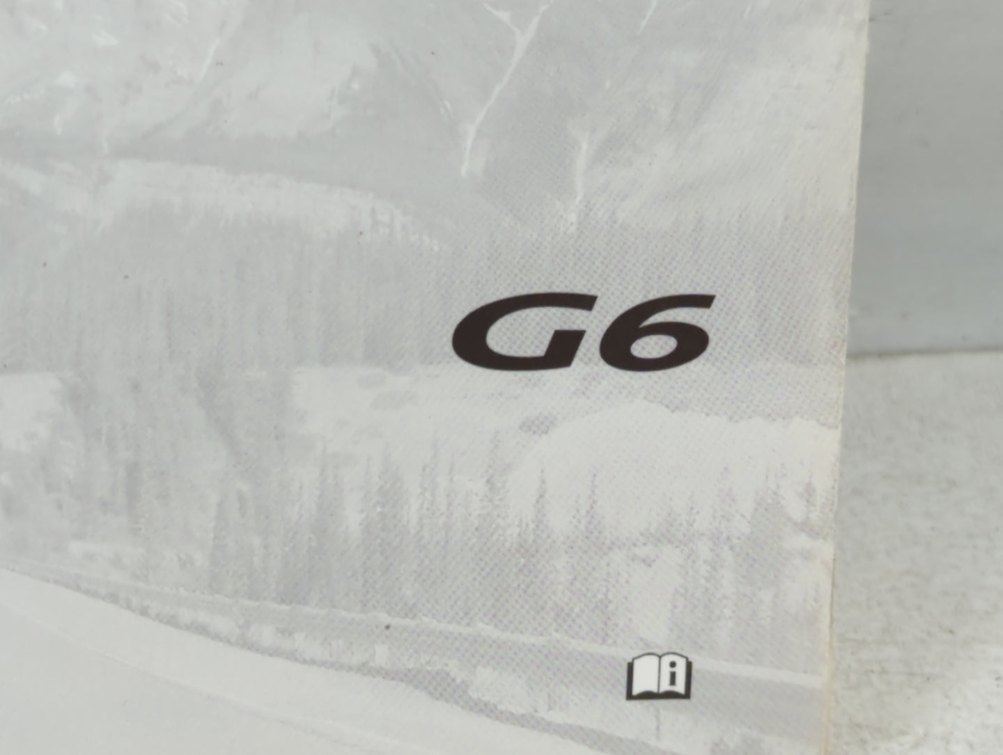 2010 Pontiac G6 Owners Manual Book Guide P/N:25852252 OEM Used Auto Parts - Oemusedautoparts1.com