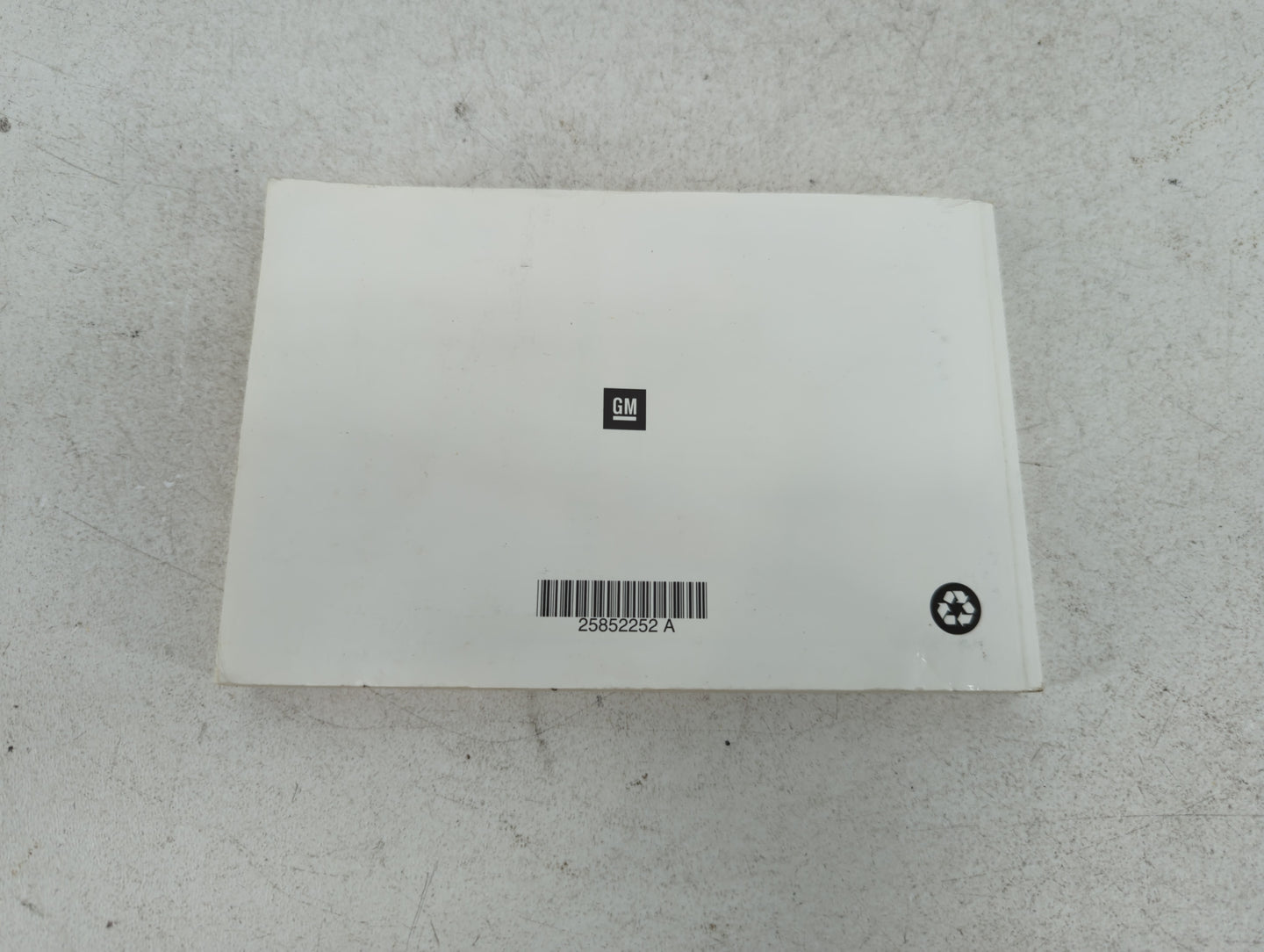 2010 Pontiac G6 Owners Manual Book Guide P/N:25852252 OEM Used Auto Parts - Oemusedautoparts1.com