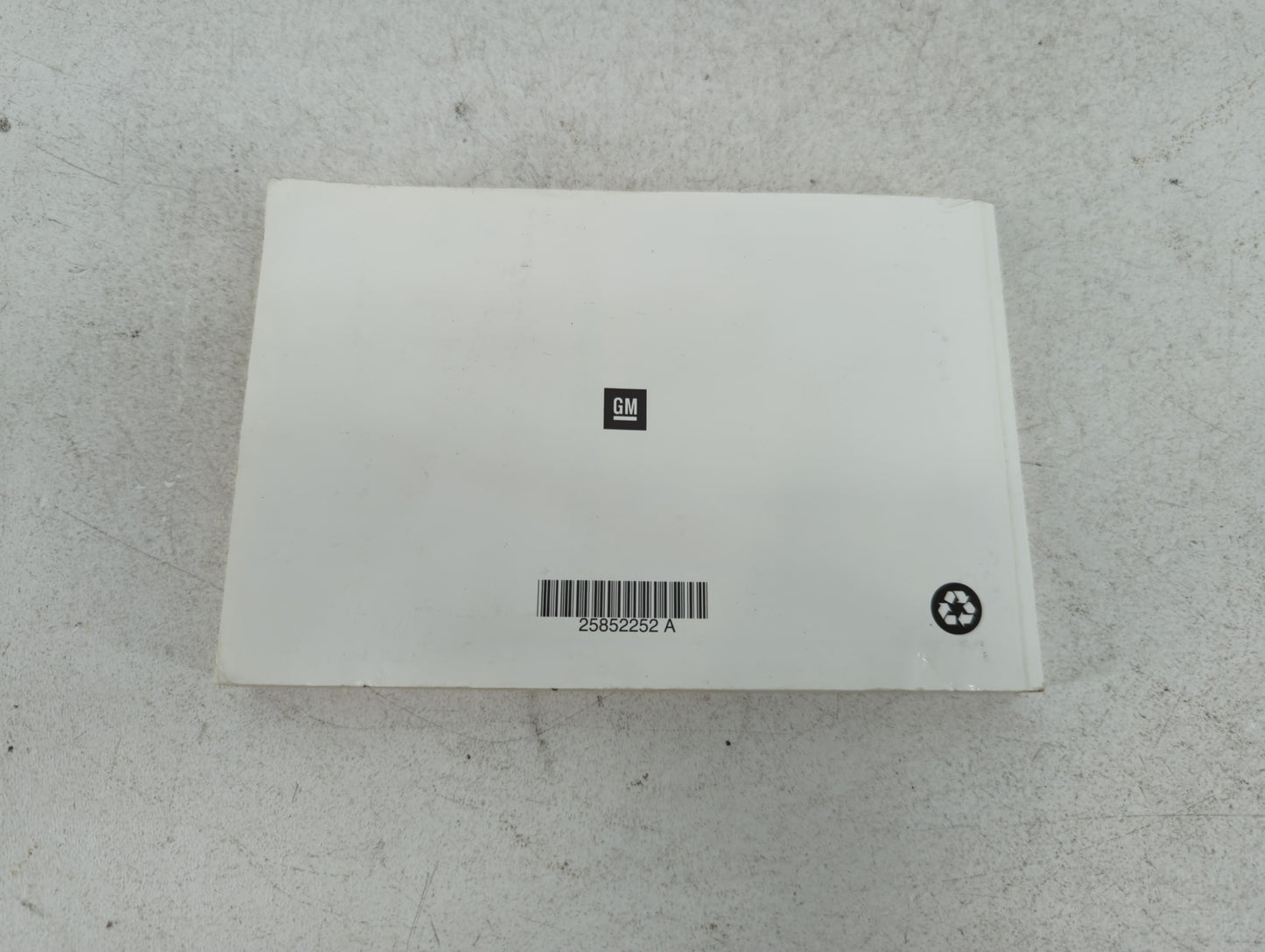 2010 Pontiac G6 Owners Manual Book Guide P/N:25852252 OEM Used Auto Parts - Oemusedautoparts1.com