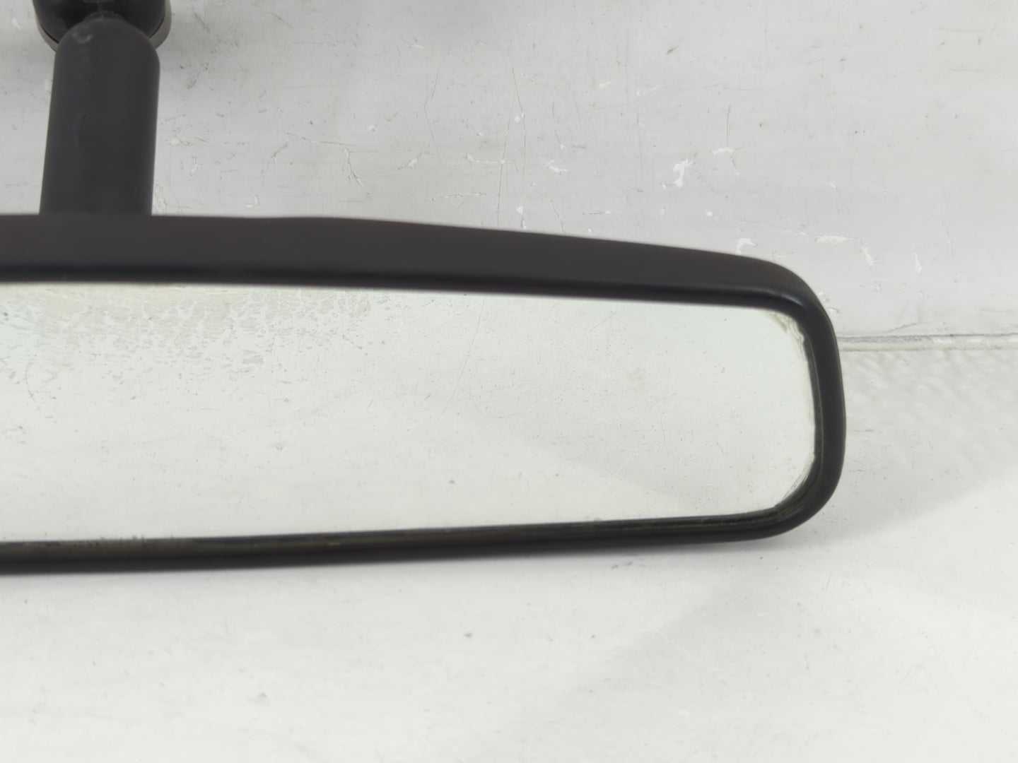 2005-2010 Pontiac G6 Interior Rear View Mirror Replacement OEM P/N:E8011083 Fits OEM Used Auto Parts - Oemusedautoparts1.com