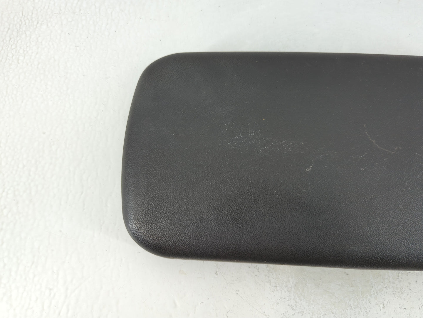2006-2010 Pontiac G6 Center Console Armrest Cover Lid P/N:22713736 Fits Fits 2006 2007 2008 2009 2010 OEM Used Auto Parts - 