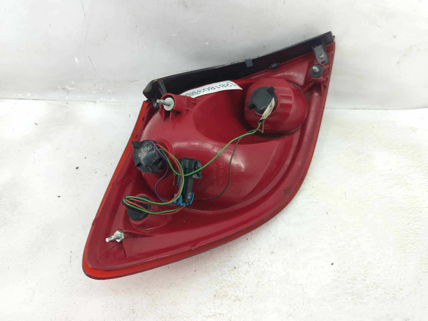 2005-2010 Pontiac G6 Tail Light Assembly Passenger Right OEM P/N:15242809M Fits Fits 2005 2006 2007 2008 2009 2010 OEM Used 