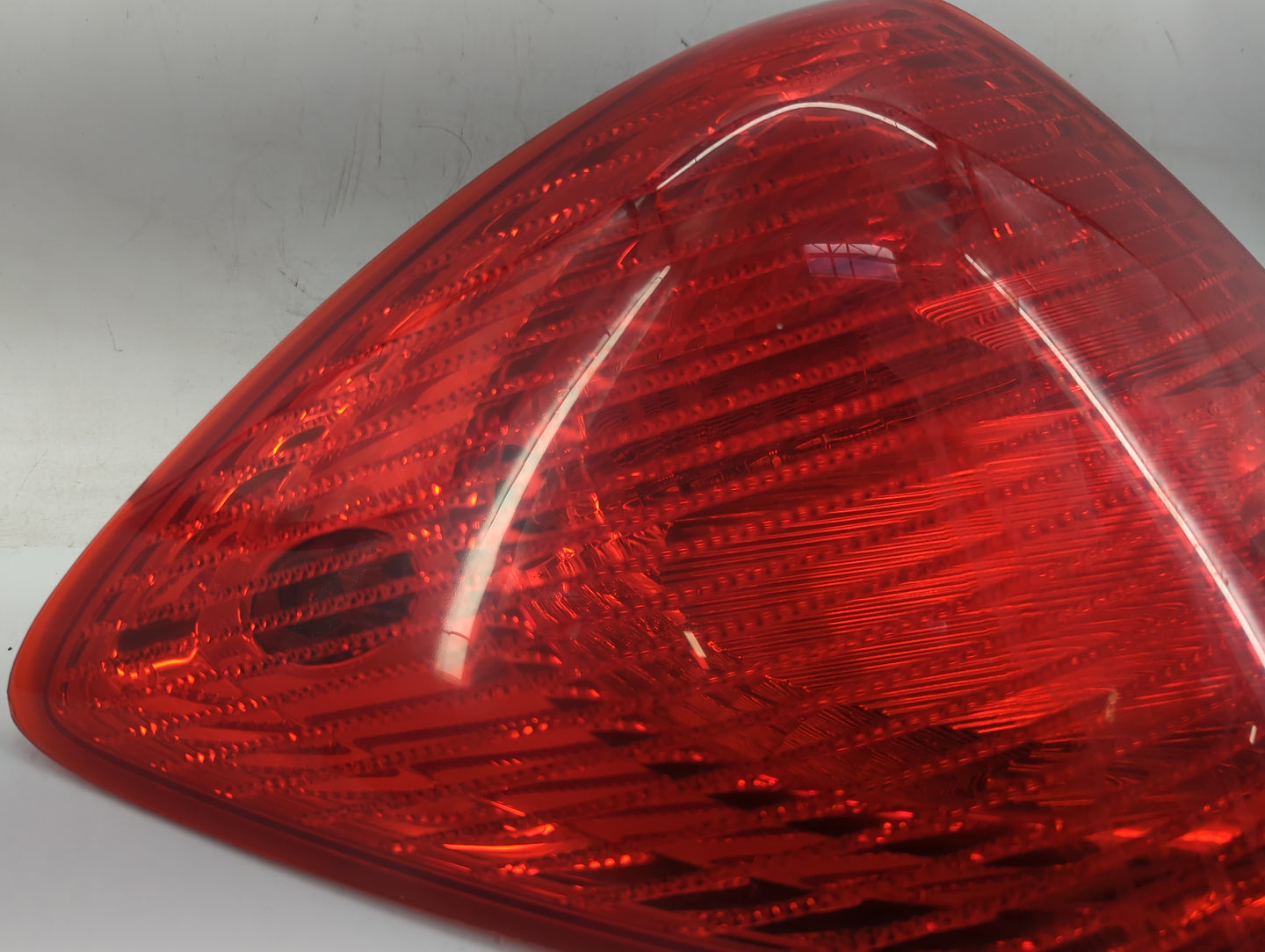 2010 Pontiac G6 Tail Light Assembly Driver Left OEM P/N:15242809 Fits OEM Used Auto Parts - Oemusedautoparts1.com