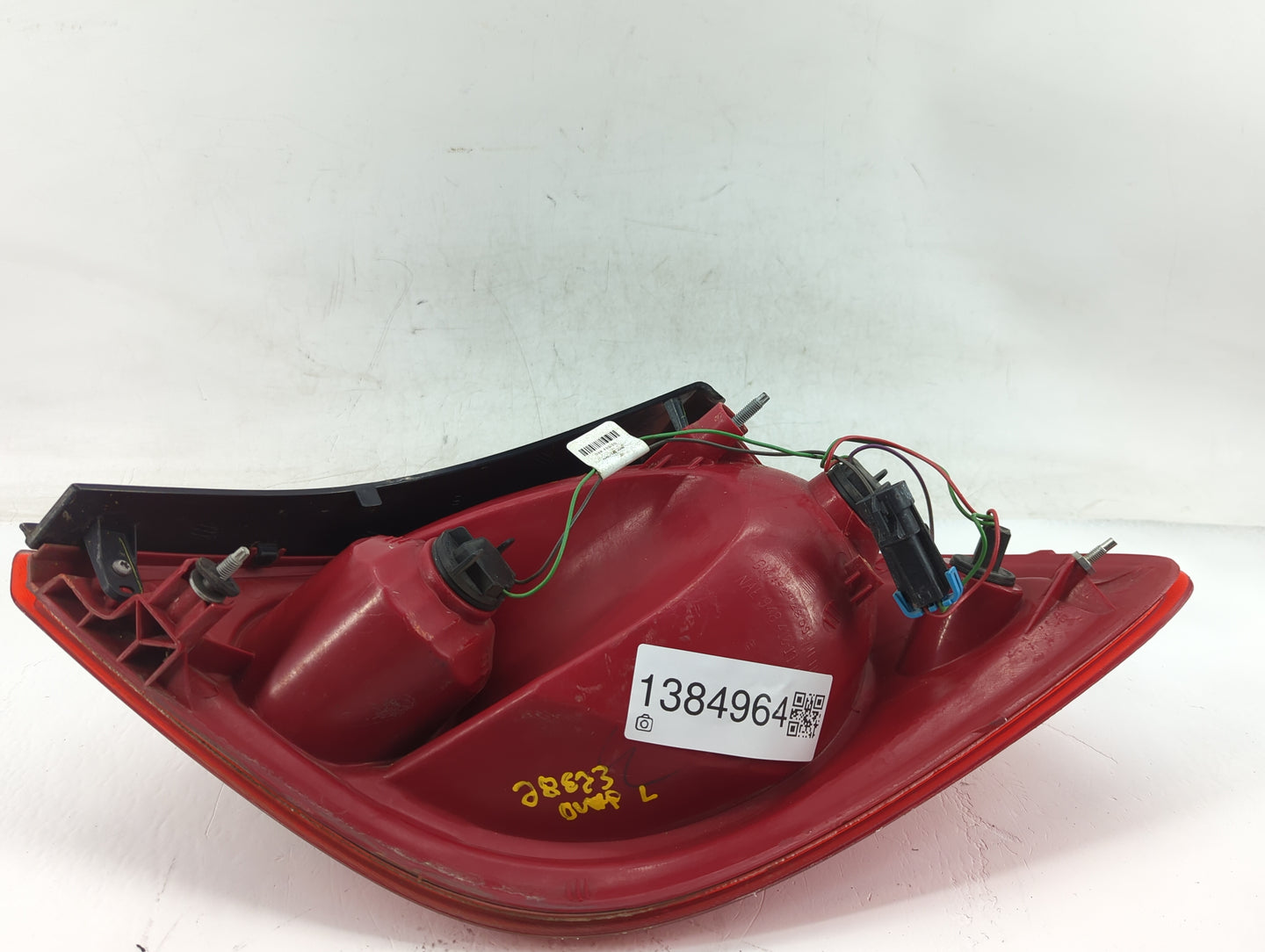 2010 Pontiac G6 Tail Light Assembly Driver Left OEM P/N:15242809 Fits OEM Used Auto Parts - Oemusedautoparts1.com