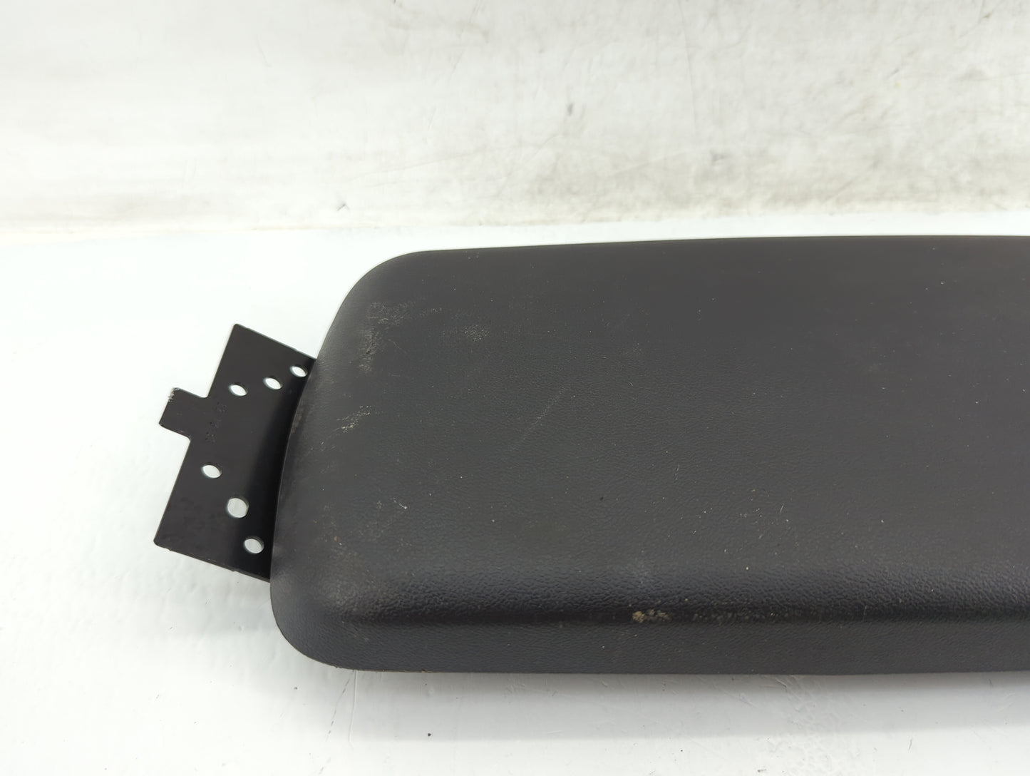 2010 Pontiac G6 Center Console Armrest Cover Lid Fits OEM Used Auto Parts - Oemusedautoparts1.com