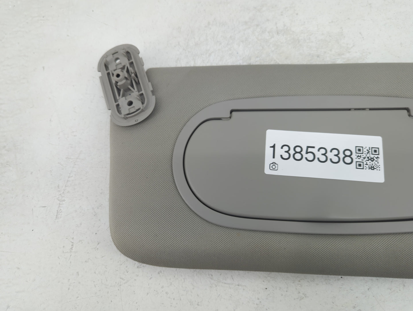2005-2010 Pontiac G6 Sun Visor Shade Replacement Driver Left Mirror Fits Fits 2005 2006 2007 2008 2009 2010 OEM Used Auto Pa