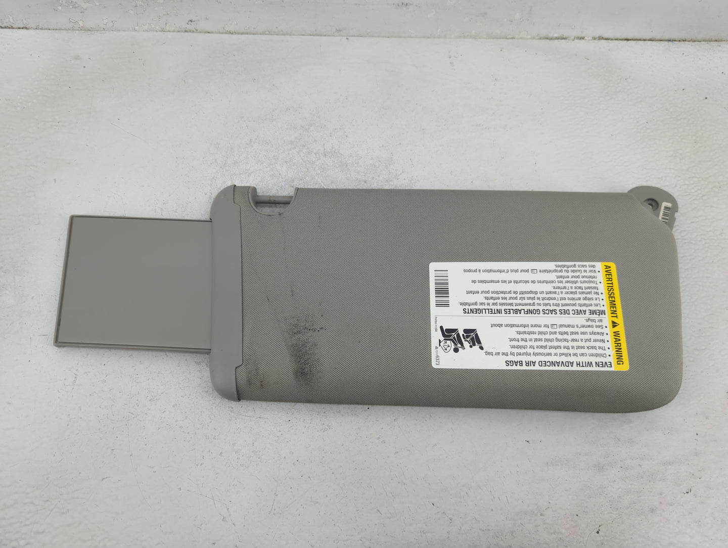 2005-2010 Pontiac G6 Sun Visor Shade Replacement Driver Left Mirror Fits Fits 2005 2006 2007 2008 2009 2010 OEM Used Auto Pa