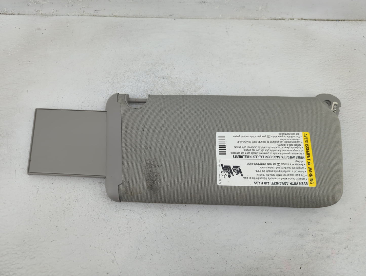 2005-2010 Pontiac G6 Sun Visor Shade Replacement Driver Left Mirror Fits Fits 2005 2006 2007 2008 2009 2010 OEM Used Auto Pa