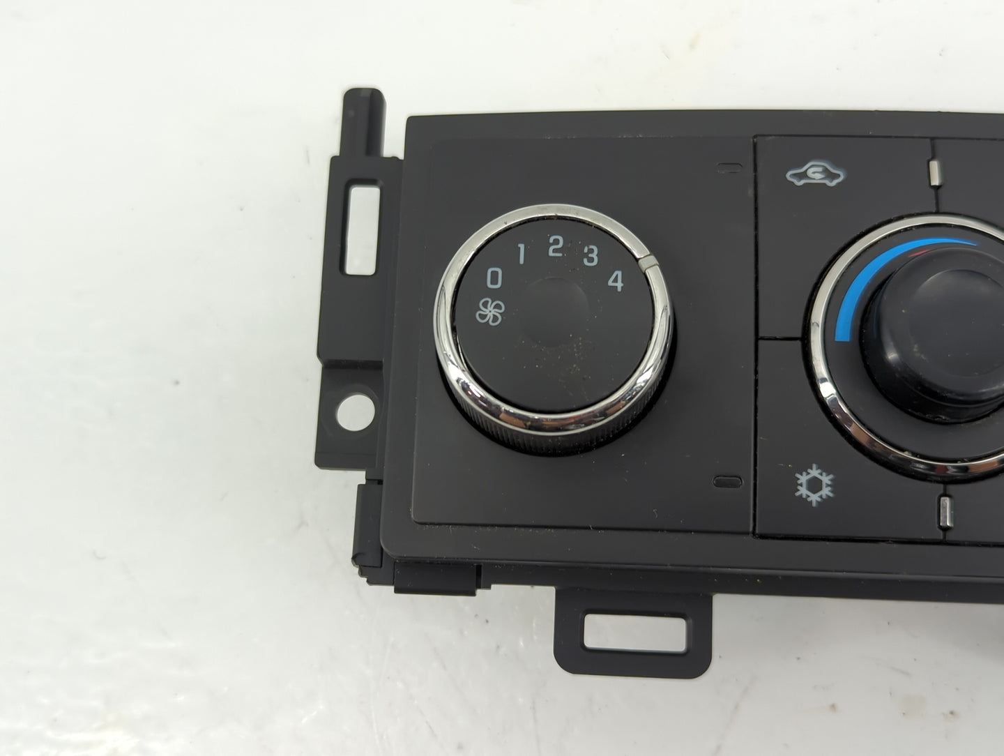 2009-2010 Pontiac G6 Climate Control Module Temperature AC/Heater Replacement P/N:28116115 Fits Fits 2009 2010 OEM Used Auto