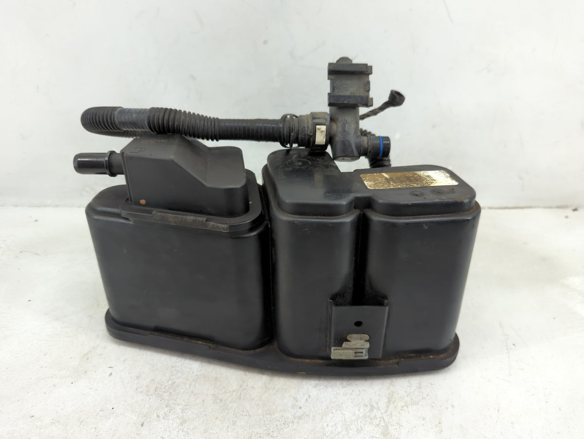 2010 Pontiac G6 Fuel Vapor Charcoal Canister - Oemusedautoparts1.com