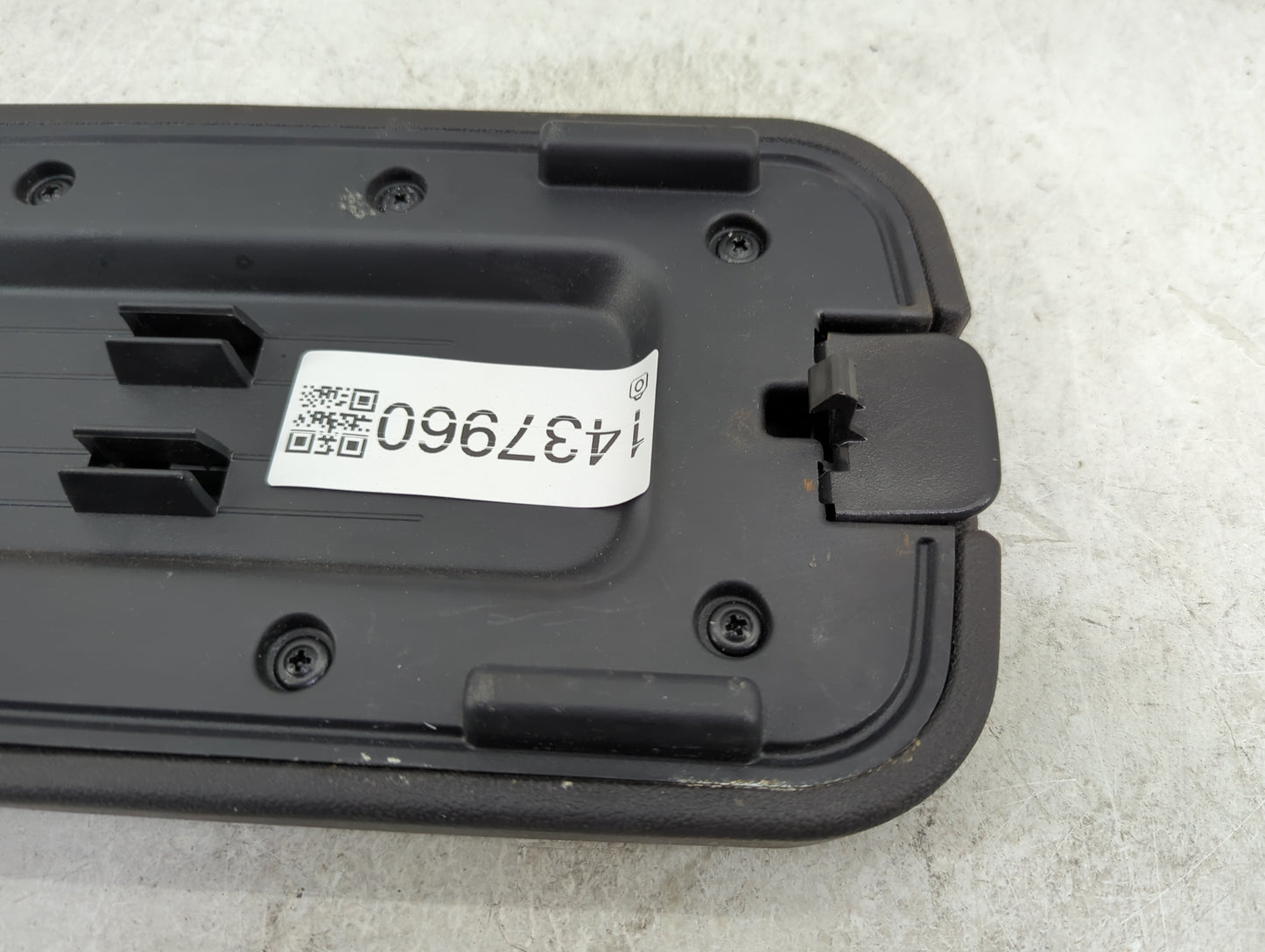 2010 Pontiac G6 Center Console Armrest Cover Lid Fits OEM Used Auto Parts - Oemusedautoparts1.com
