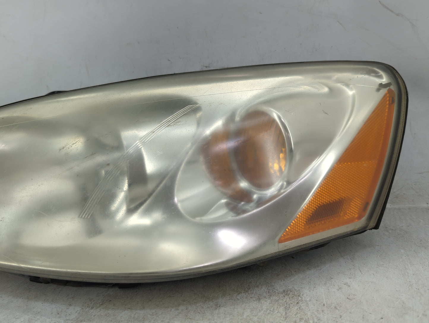 2009-2010 Pontiac G6 Driver Left Oem Head Light Headlight Lamp - Oemusedautoparts1.com
