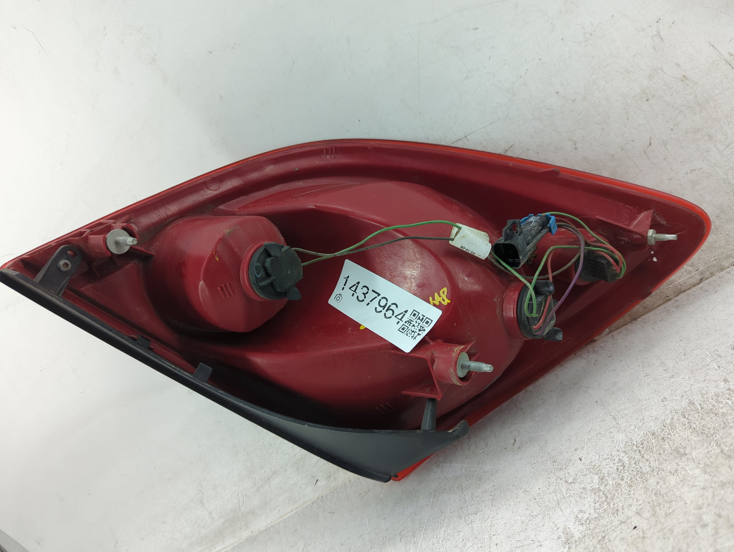 2005-2010 Pontiac G6 Tail Light Assembly Passenger Right OEM P/N:15242898 Fits Fits 2005 2006 2007 2008 2009 2010 OEM Used A