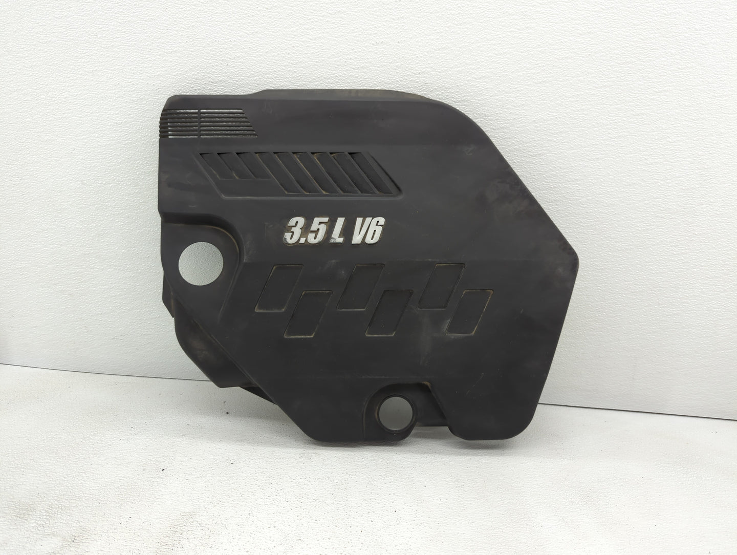 2010 Pontiac G6 Engine Cover - Oemusedautoparts1.com