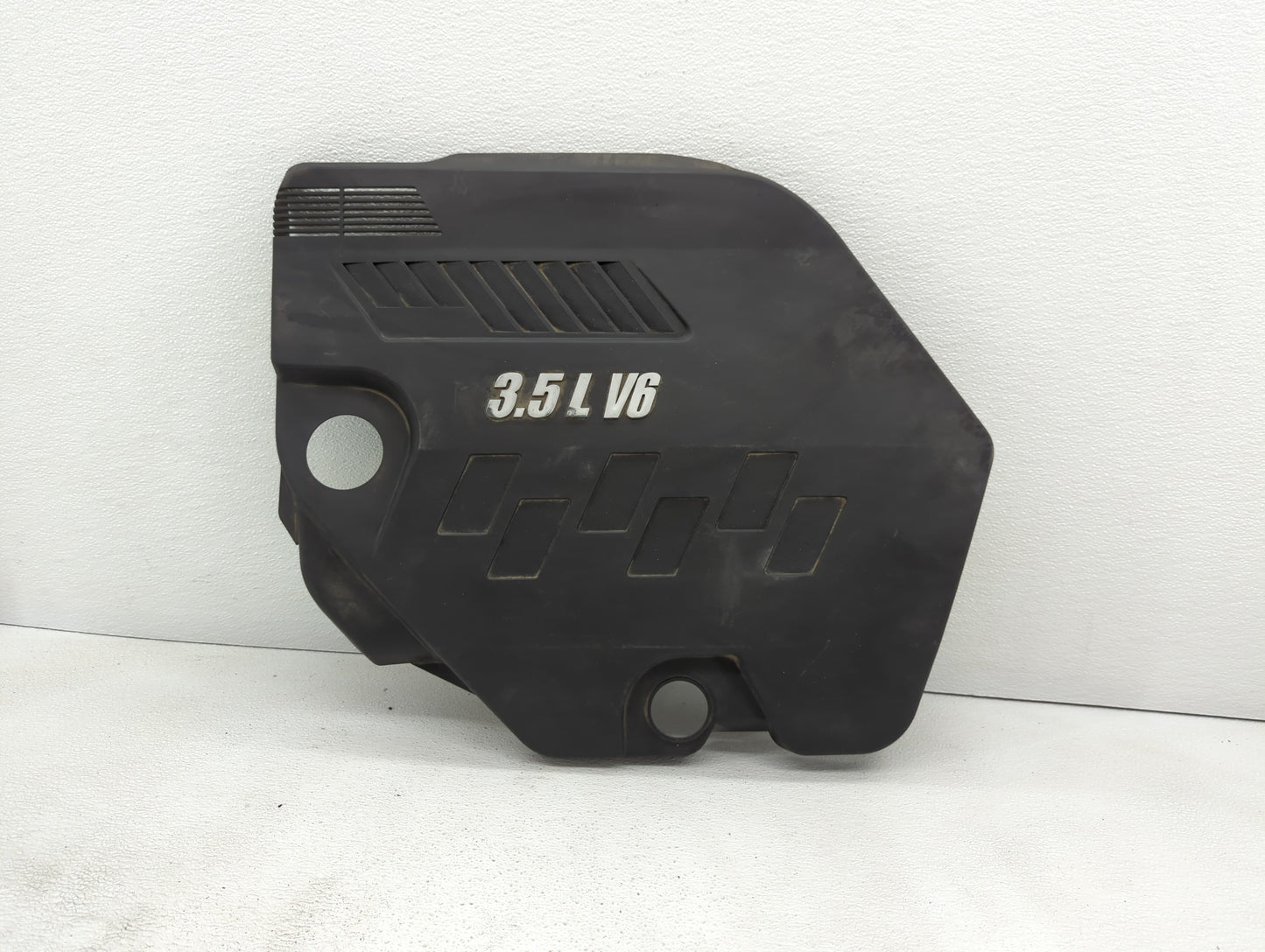 2010 Pontiac G6 Engine Cover - Oemusedautoparts1.com