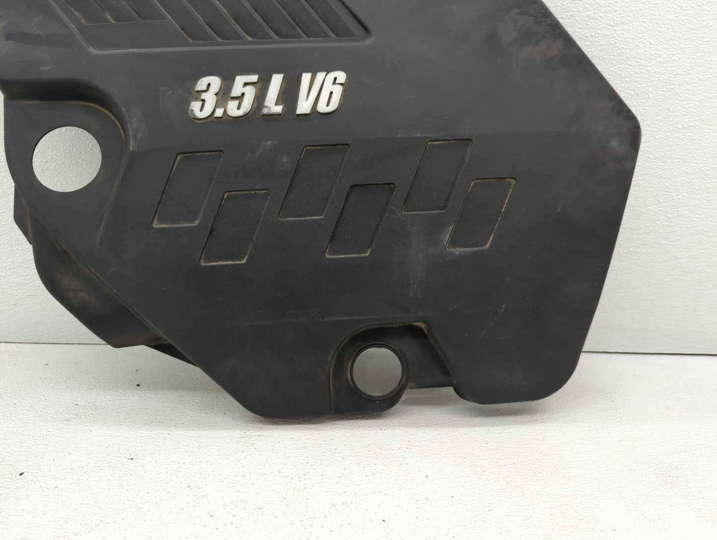 2010 Pontiac G6 Engine Cover - Oemusedautoparts1.com
