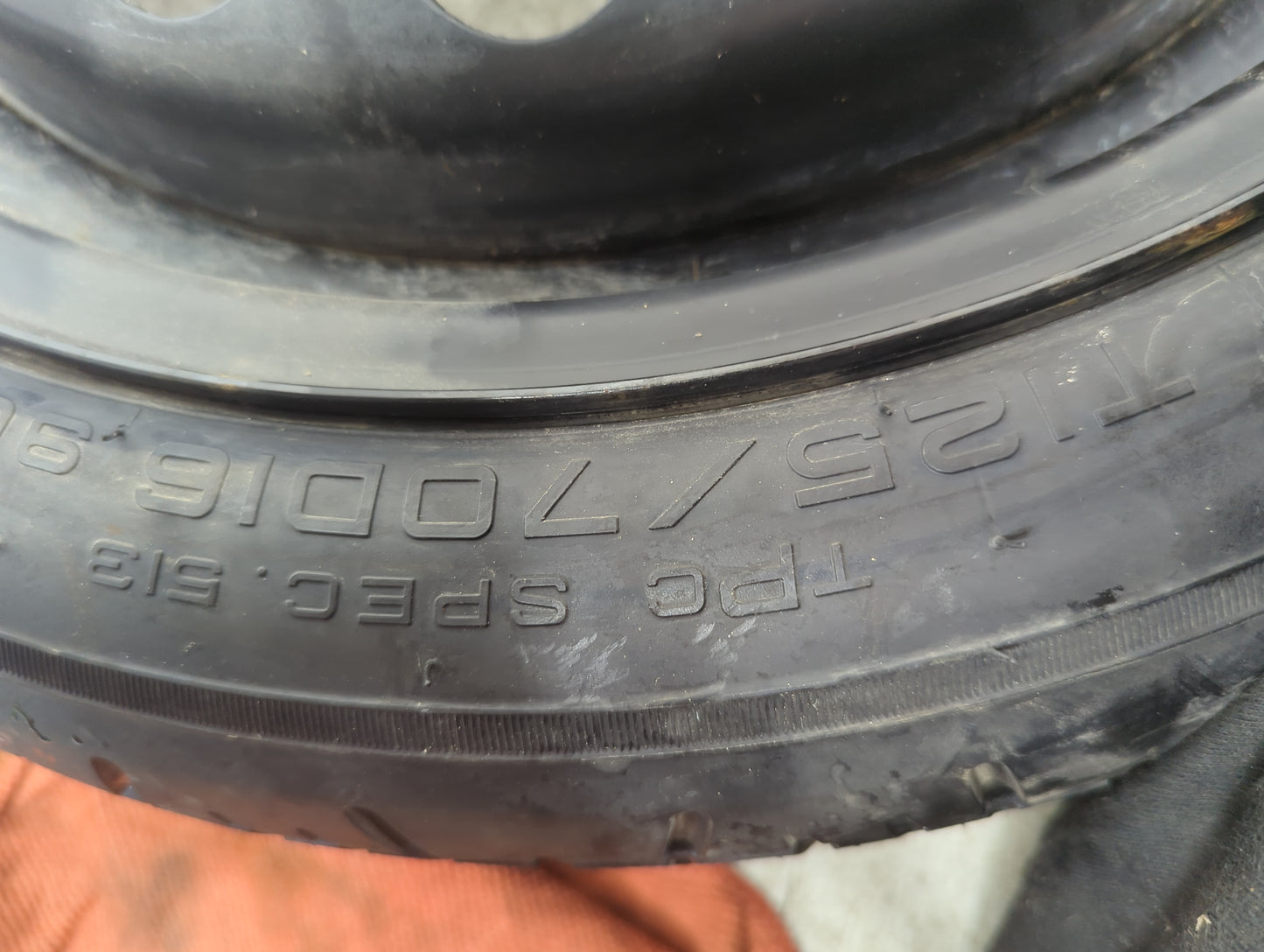 2010 Pontiac G6 Spare Donut Tire Wheel Rim Oem 5037219 - Oemusedautoparts1.com