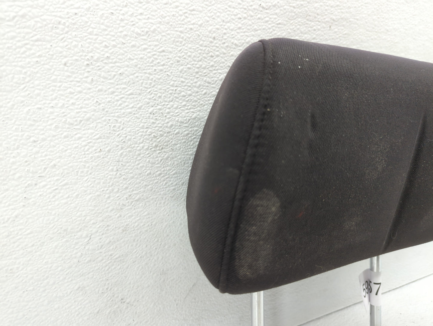 2010-2010 Pontiac G6 Headrest Head Rest Front Driver Passenger Seat Black - Oemusedautoparts1.com