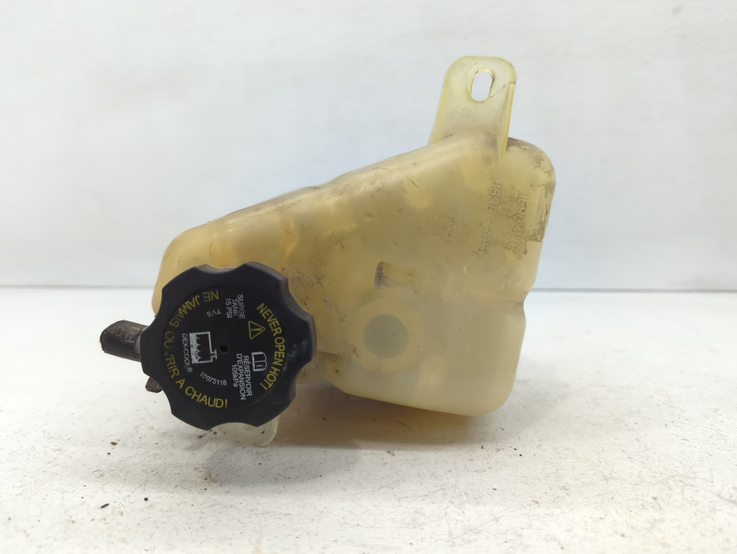 2007-2010 Pontiac G6 Radiator Coolant Overflow Expansion Tank Bottle 596032 - Oemusedautoparts1.com