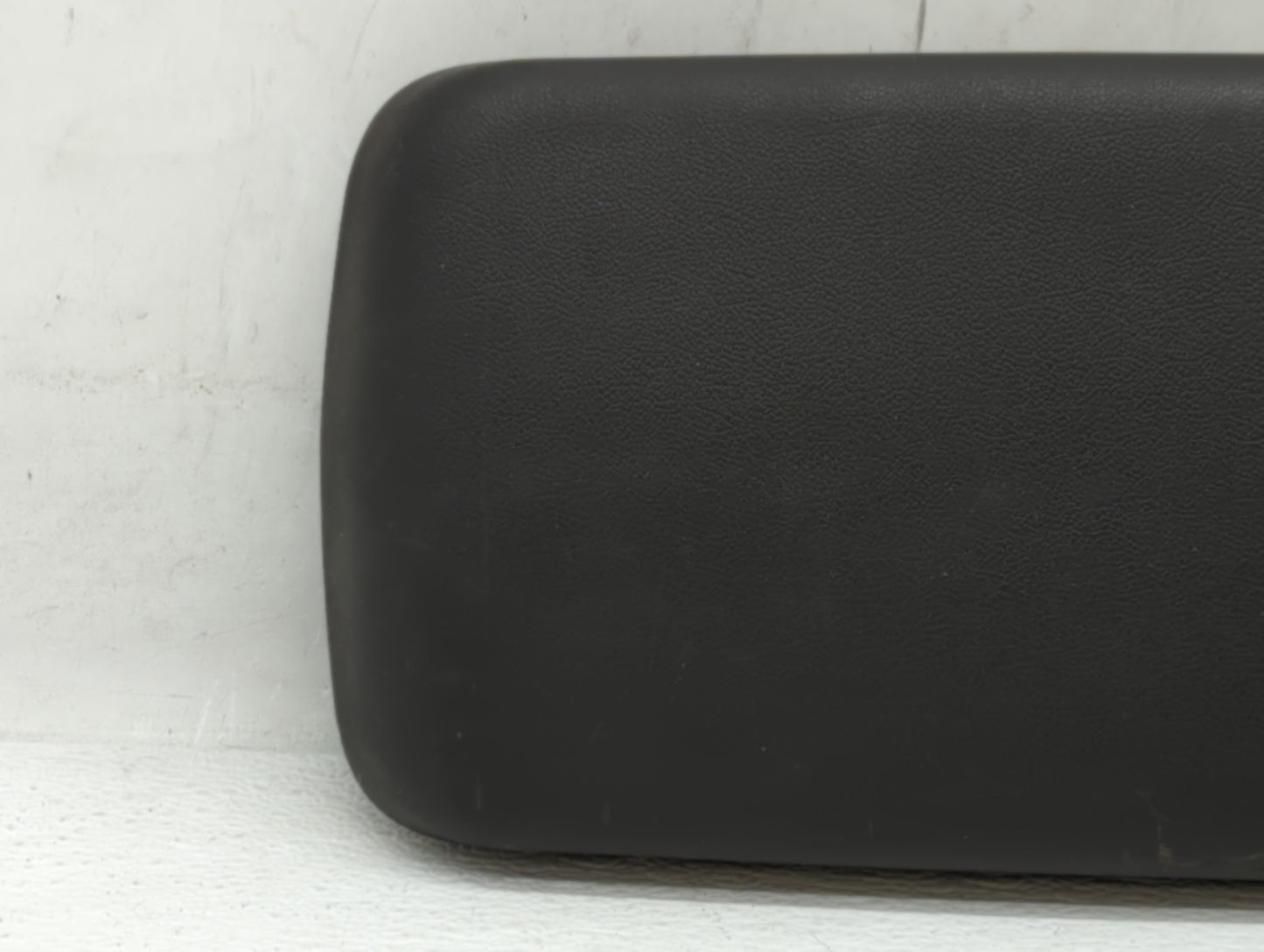 2006-2010 Pontiac G6 Center Console Armrest Cover Lid Black - Oemusedautoparts1.com