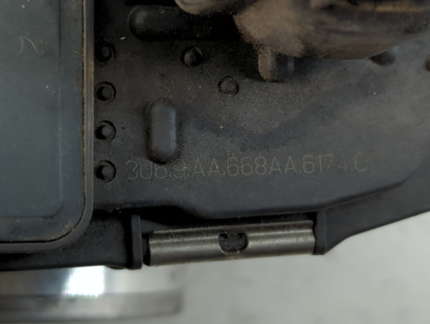 2008-2010 Pontiac G6 Throttle Body P/N:AA668AA617 Fits Fits 2007 2008 2009 2010 2011 2012 OEM Used Auto Parts - Oemusedautop