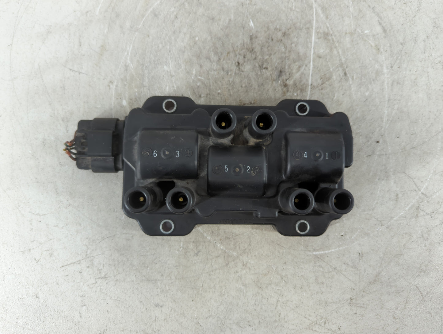 2005-2010 Pontiac G6 Ignition Coil Igniter Pack - Oemusedautoparts1.com