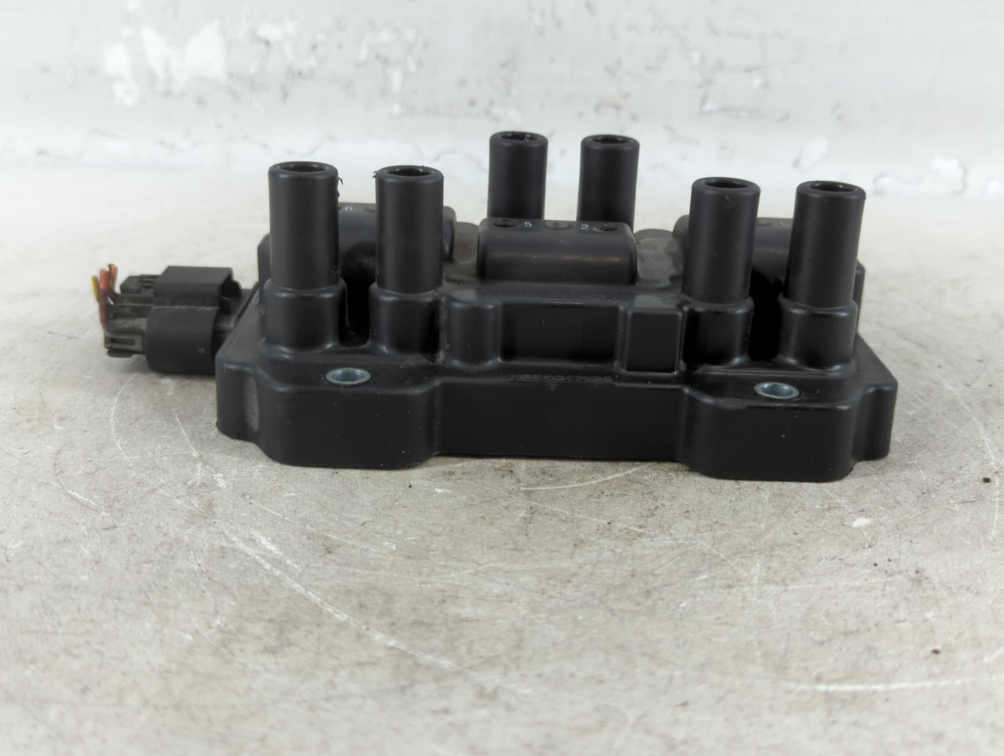 2005-2010 Pontiac G6 Ignition Coil Igniter Pack - Oemusedautoparts1.com