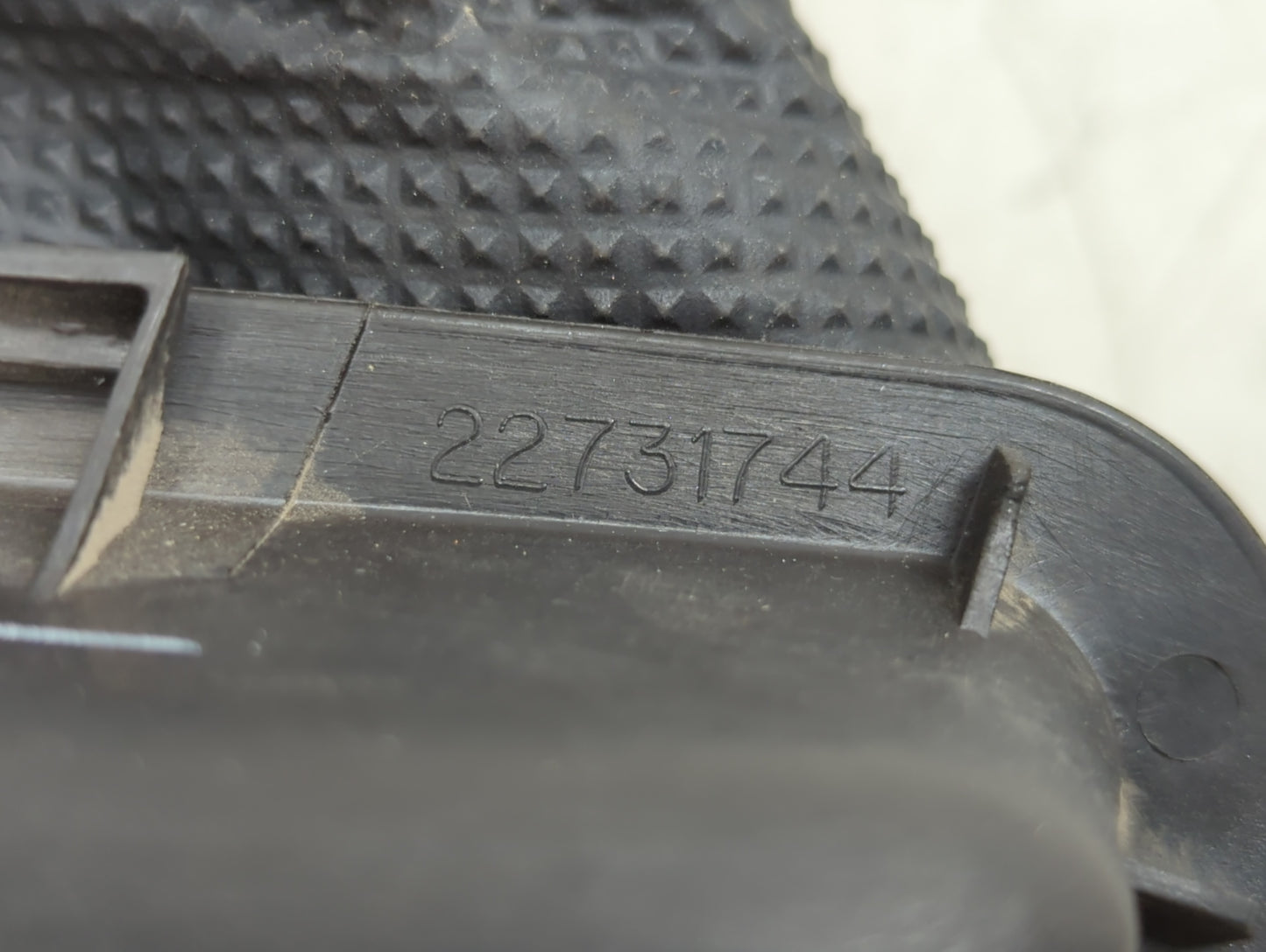 2008-2010 Pontiac G6 Passenger Rear Right Door Handle Exterior Assembly - Oemusedautoparts1.com