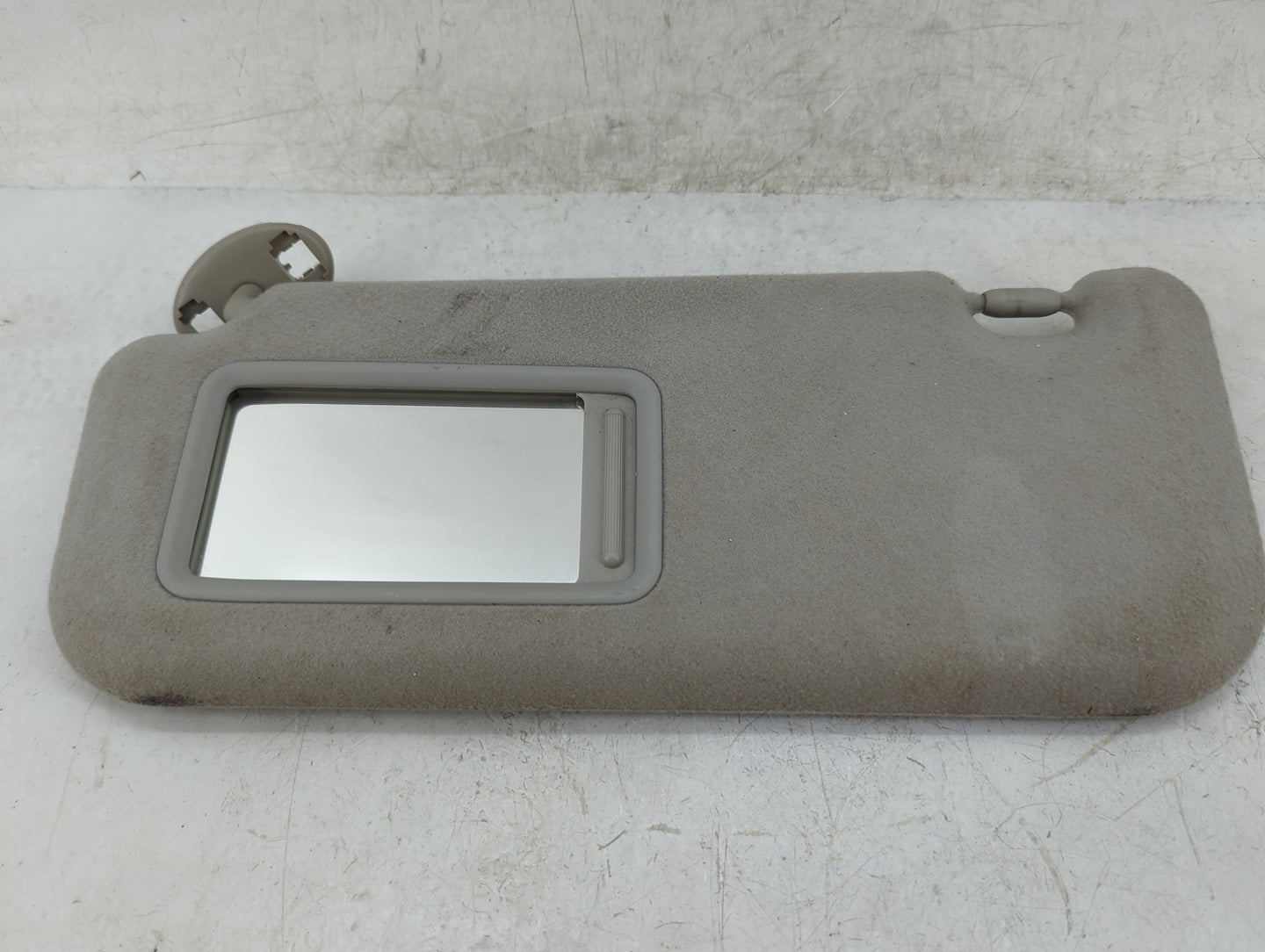 2009-2010 Pontiac Vibe Sun Visor Shade Replacement Driver Left Mirror Fits Fits 2009 2010 OEM Used Auto Parts - Oemusedautop