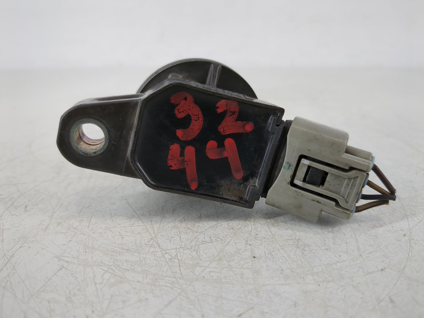 2009-2010 Pontiac Vibe Ignition Coil Igniter Pack - Oemusedautoparts1.com