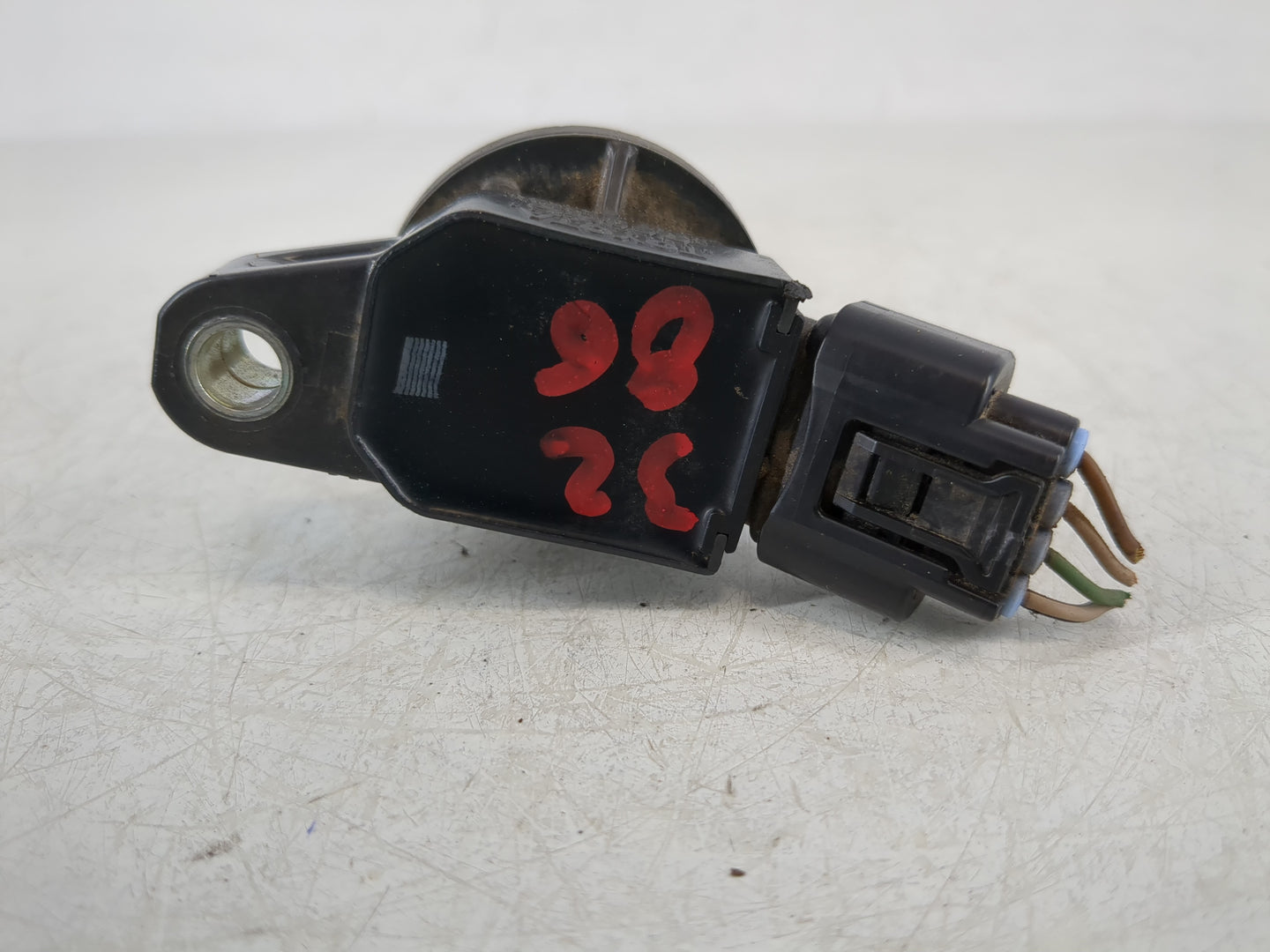 2009-2010 Pontiac Vibe Ignition Coil Igniter Pack - Oemusedautoparts1.com