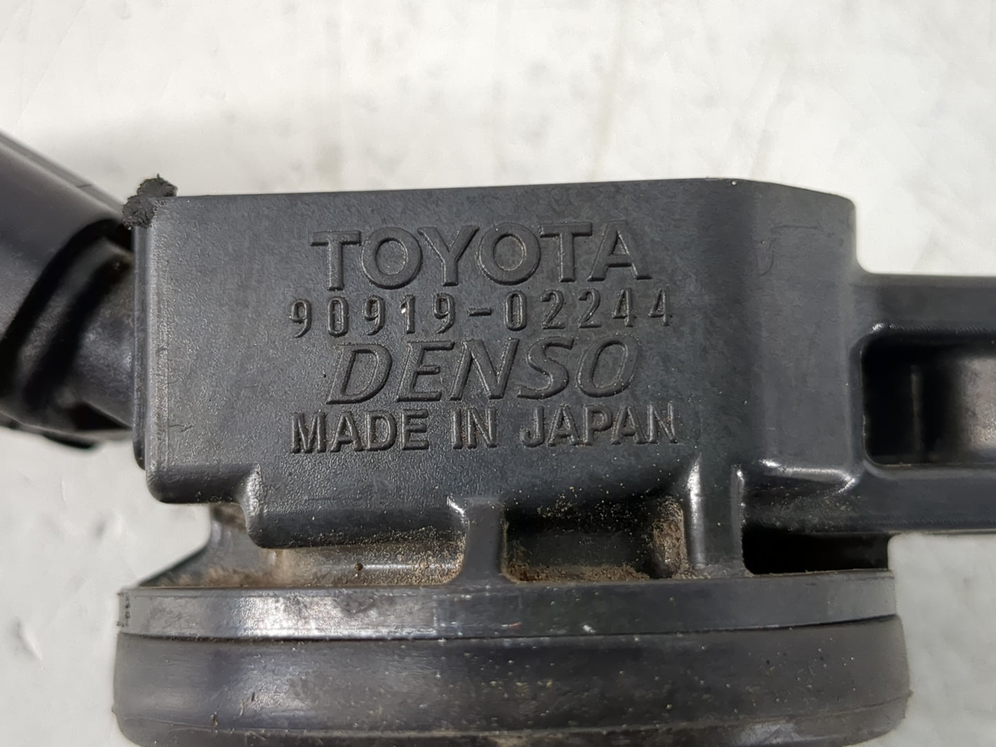 2009-2010 Pontiac Vibe Ignition Coil Igniter Pack - Oemusedautoparts1.com