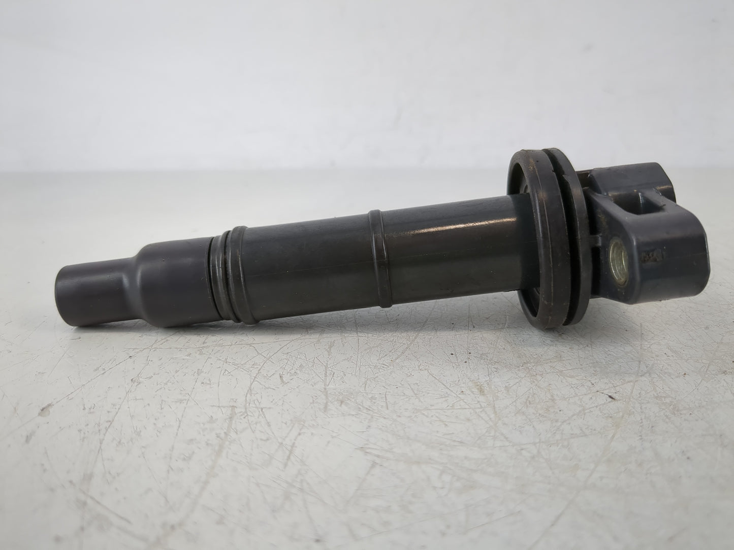 2009-2010 Pontiac Vibe Ignition Coil Igniter Pack - Oemusedautoparts1.com