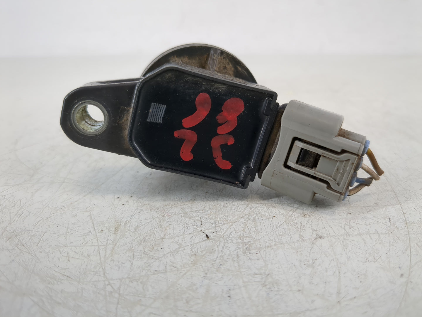 2009-2010 Pontiac Vibe Ignition Coil Igniter Pack - Oemusedautoparts1.com