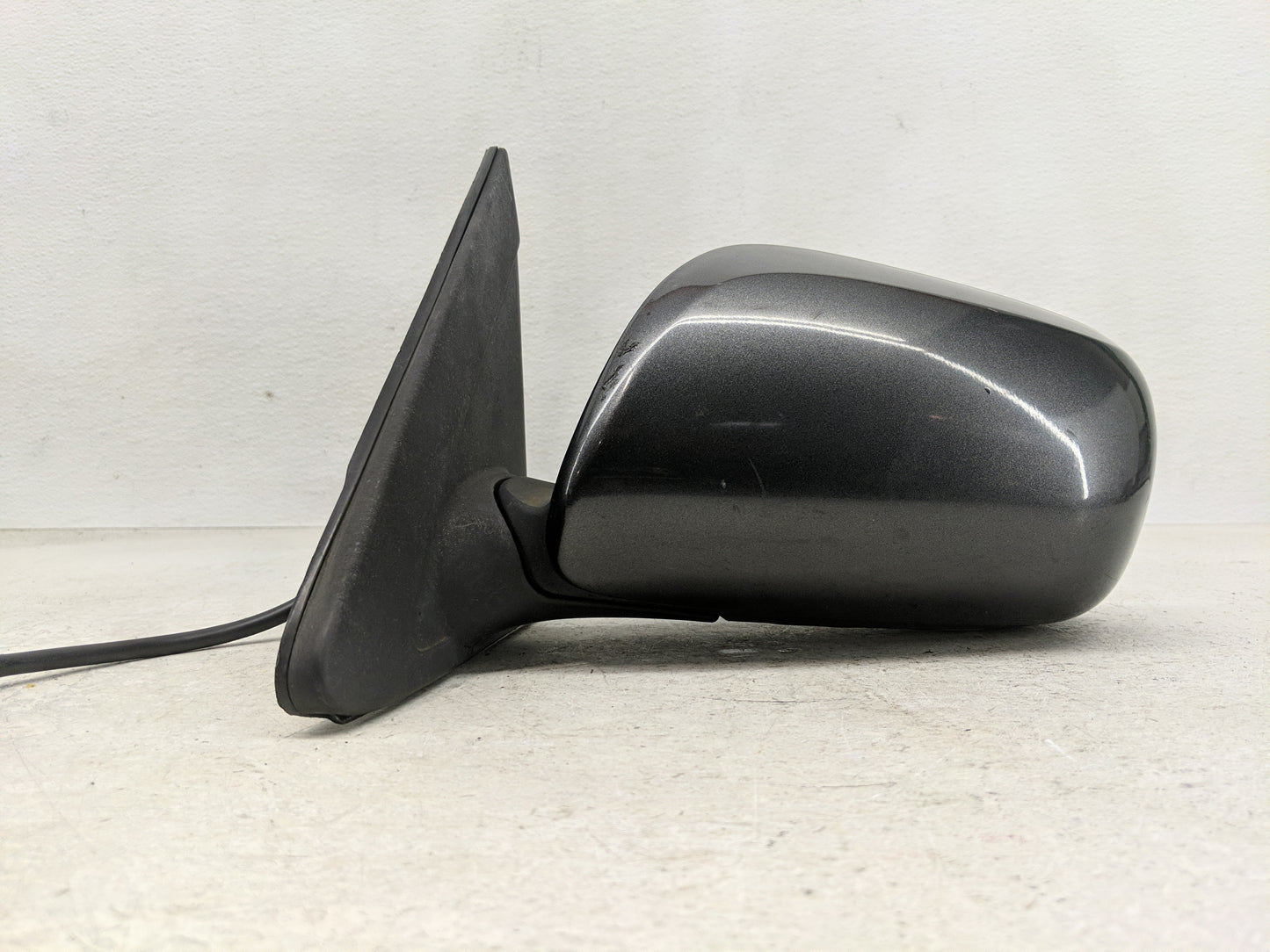 2009-2010 Pontiac Vibe Side Mirror Replacement Driver Left View Door Mirror P/N:8794002630B1 Fits Fits 2009 2010 OEM Used Au