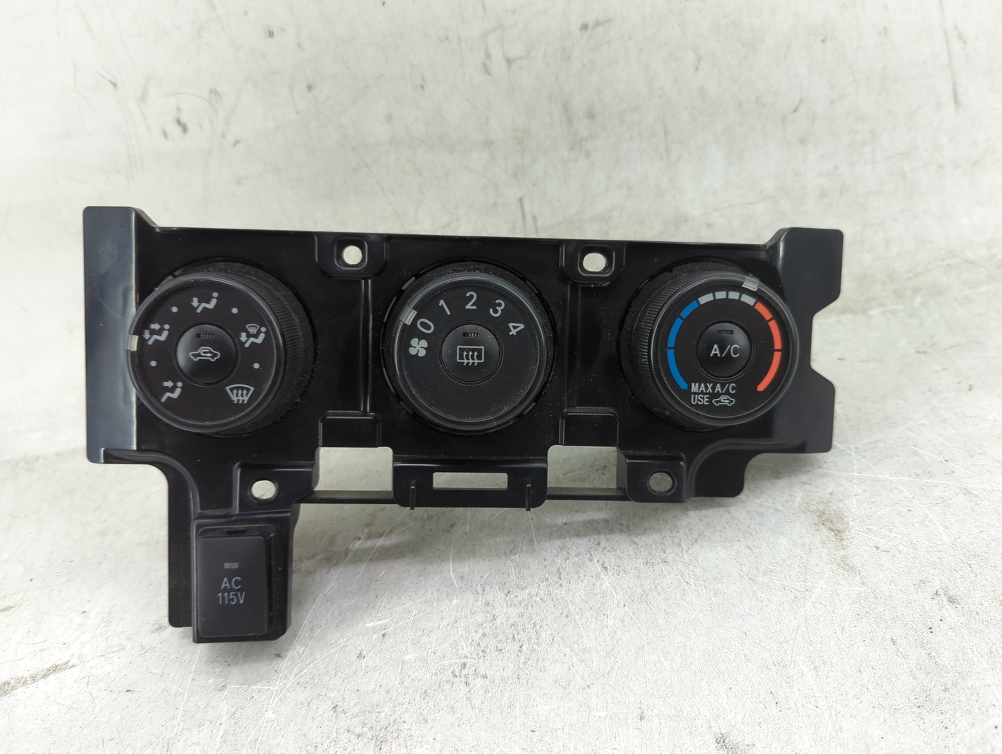 2009-2010 Pontiac Vibe Climate Control Module Temperature AC/Heater Replacement P/N:75D403 Fits Fits 2009 2010 OEM Used Auto
