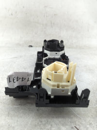 2009-2010 Pontiac Vibe Climate Control Module Temperature AC/Heater Replacement P/N:75D403 Fits Fits 2009 2010 OEM Used Auto