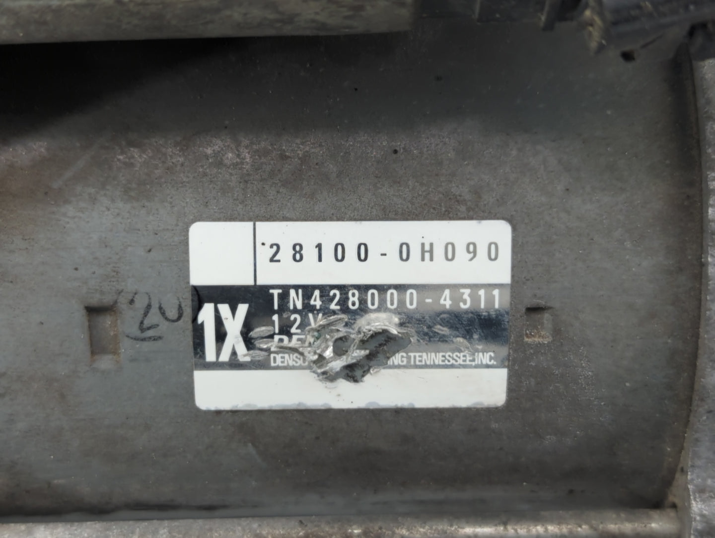 2009-2010 Pontiac Vibe Car Starter Motor Solenoid OEM P/N:TN428000-4311 28100-0H090 Fits Fits 2009 2010 OEM Used Auto Parts 